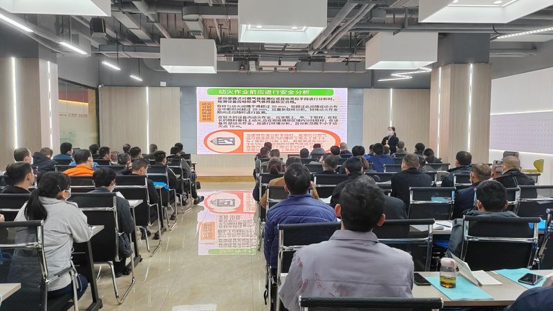 企业员工心理咨询师培训，费用构成与考量要点