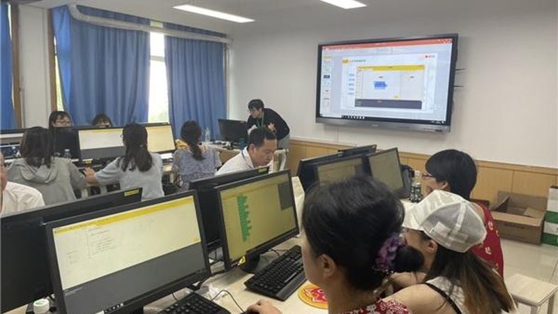 编程启蒙，从“小”开始：如何为小学生选择合适的入门课程