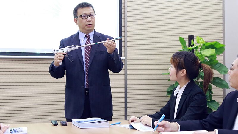 小标题：成人高考复习资料，选对才是关键